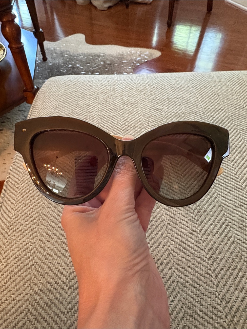 Prive Revaux Women's Cat-Eye Polarized Sunglasses